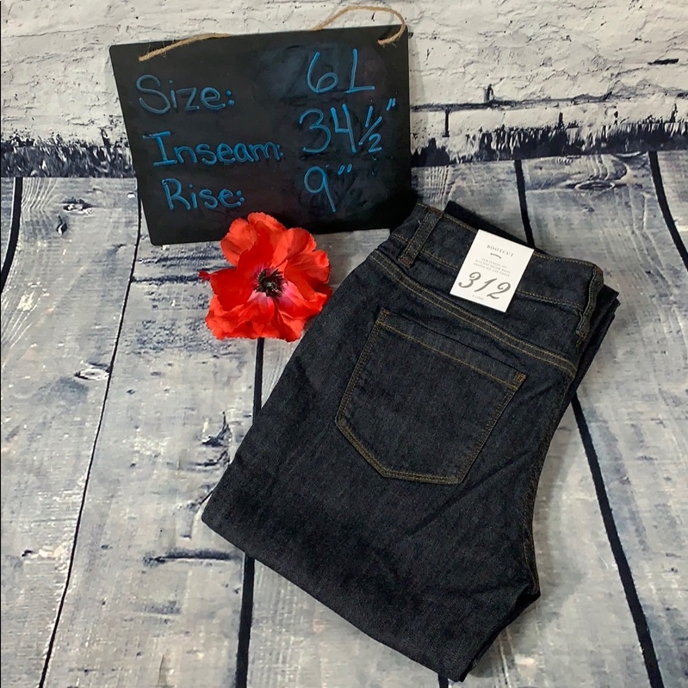 NWT! The Limited 312 Jeans Size 6L